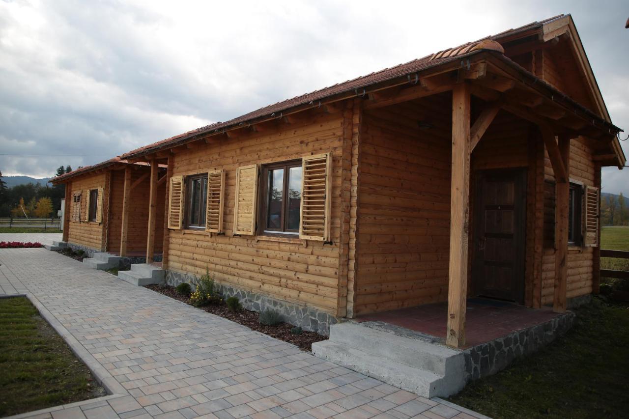 Szekelyfoeld Fogado Hotel Borzont Exterior foto